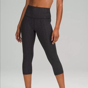 Align™ High-Rise Crop 21" legging